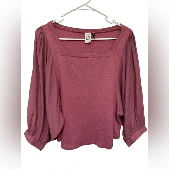 Akemi + Kin Anthropologie Berry Pink Square Neck T-shirt Blouse Top - Picture 1 of 7
